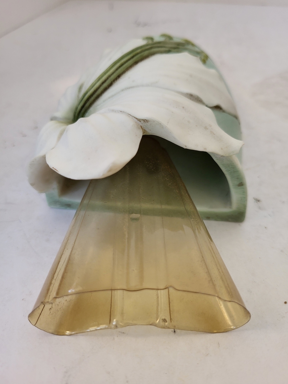 Vintage Ibis&Orchid Designs Wall Pocket Vase White Lily #103 - Picture 4 of 5